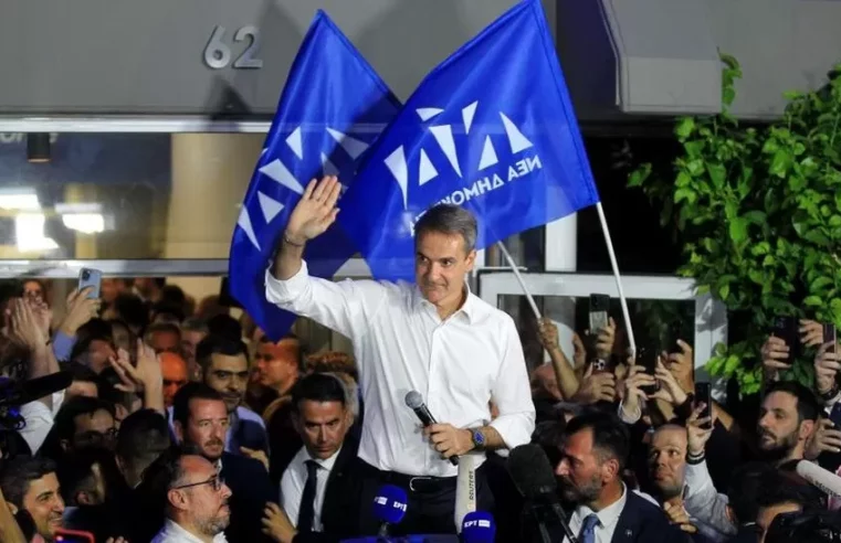 Greek elections: Mitsotakis hails conservative win as mandate for reform