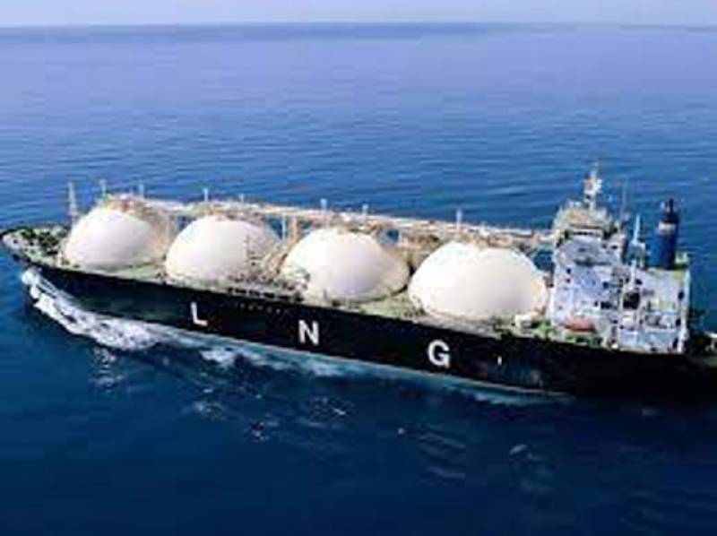 Govt advised to enter into new long term contracts to meet future LNG demand