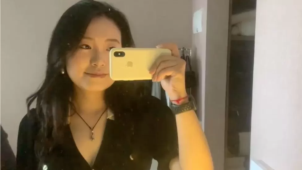 Overworked, Julie gave up her job as a game developer in Beijing