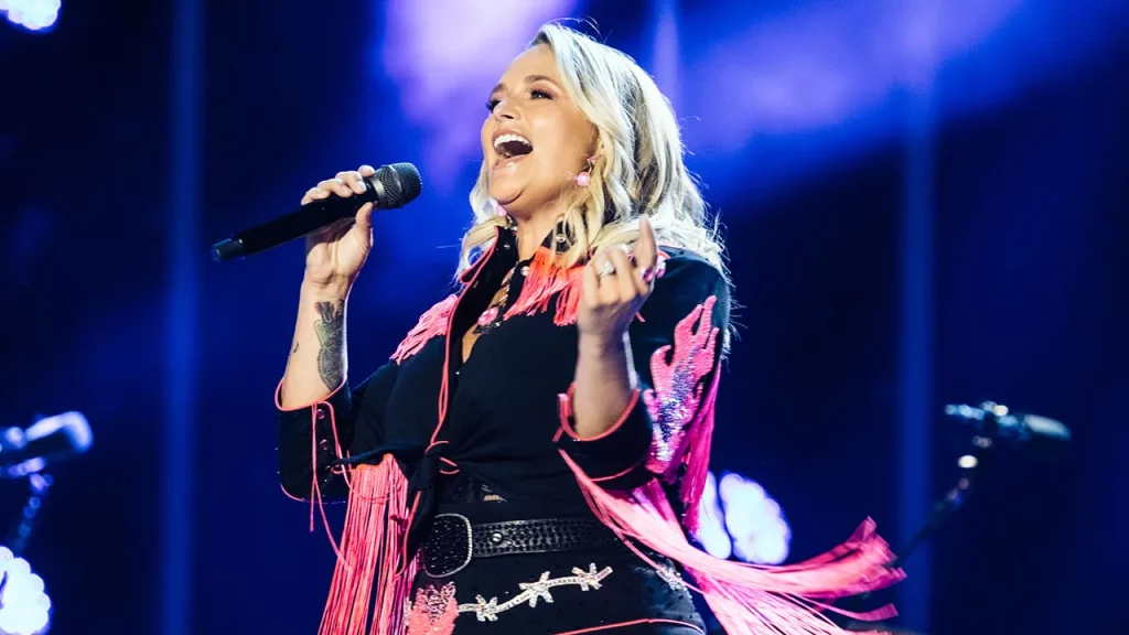 Miranda Lambert does not seem too troubled