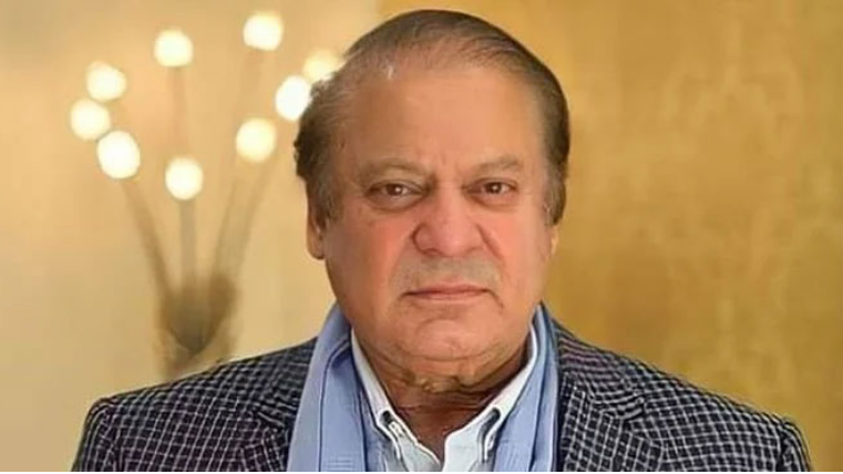 Nawaz Sharif reaches Saudi Arabia