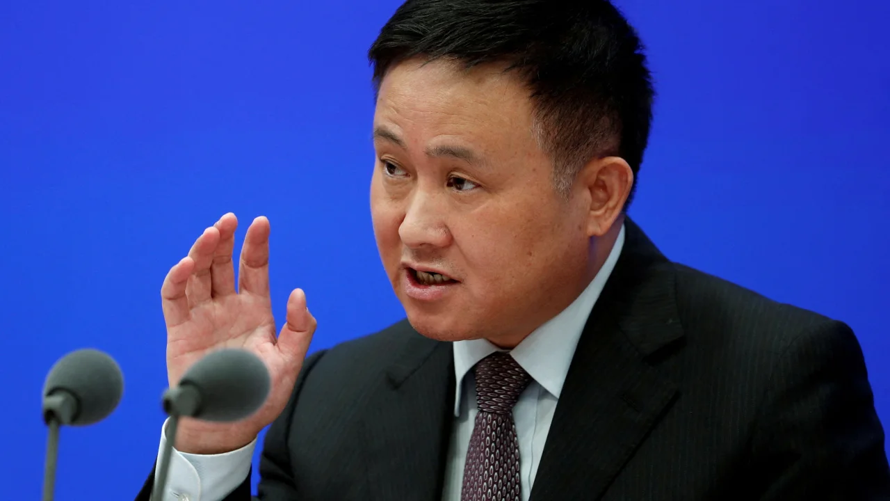 China’s new central bank governor faces daunting tasks