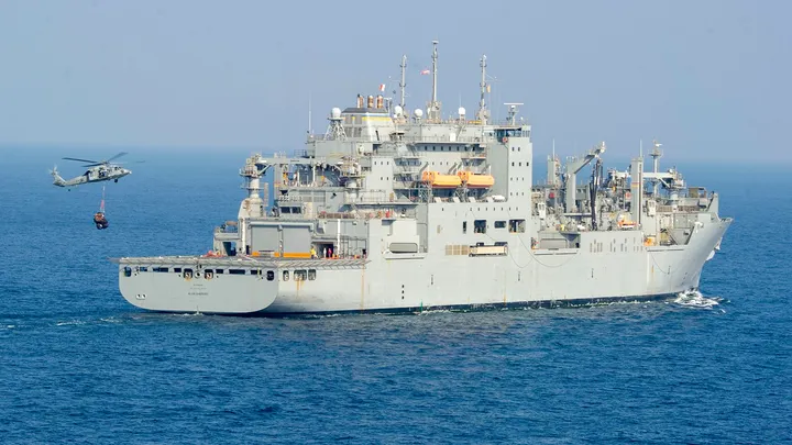 US Navy’s 19K-ton cargo ship runs aground in Bahrain
