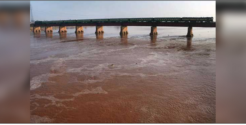 Chenab River in high flood at Head Marala
