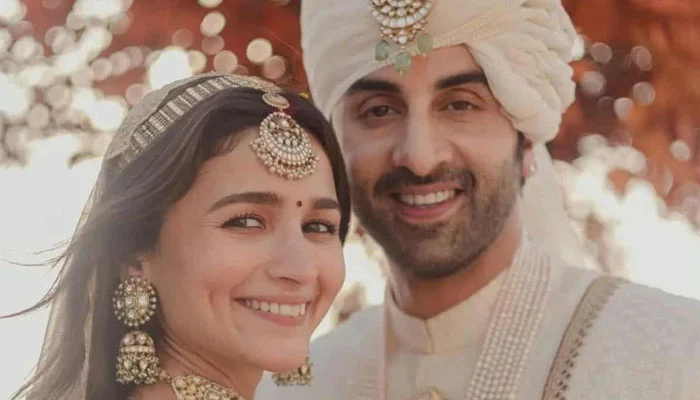 Alia Bhatt really happy actress answers most searched question