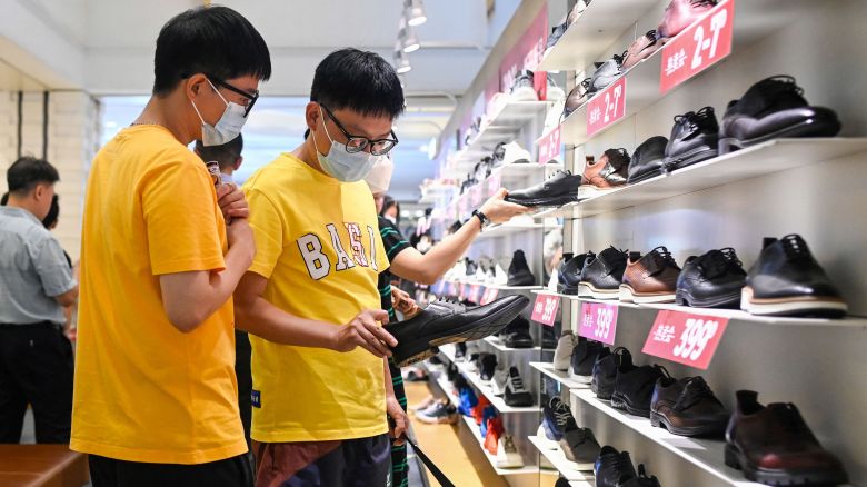 China stops releasing youth unemployment data