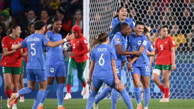 France cruised into the Women’s World Cup quarter-finals