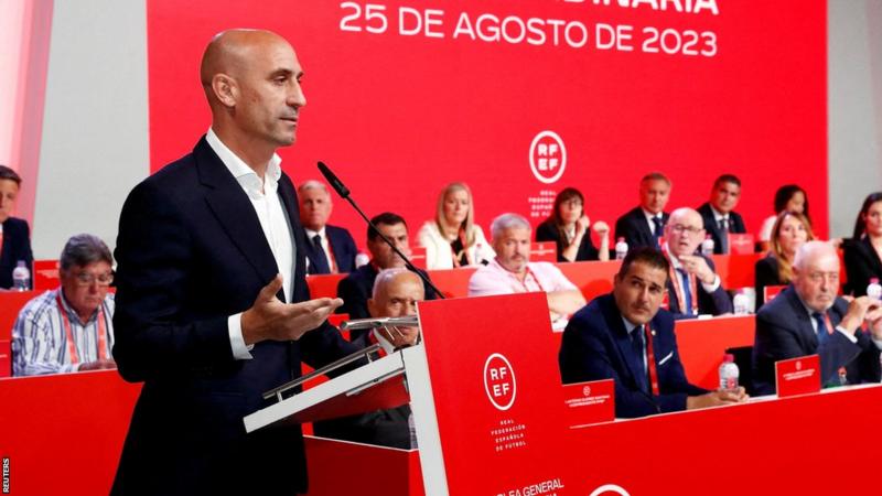 Spanish Football Federation regional presidents call for resignation