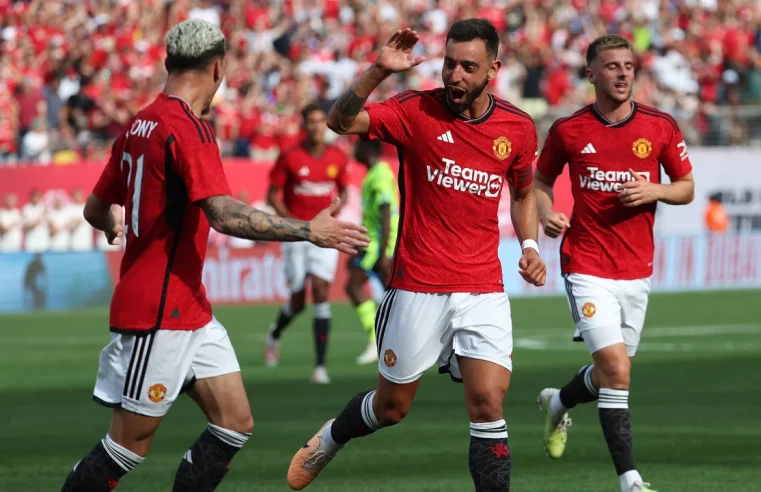Manchester United beat Everton in the Toffees’ first game