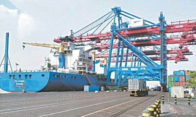 Business: Karachi Terminal outsourced to ADP for 15 years