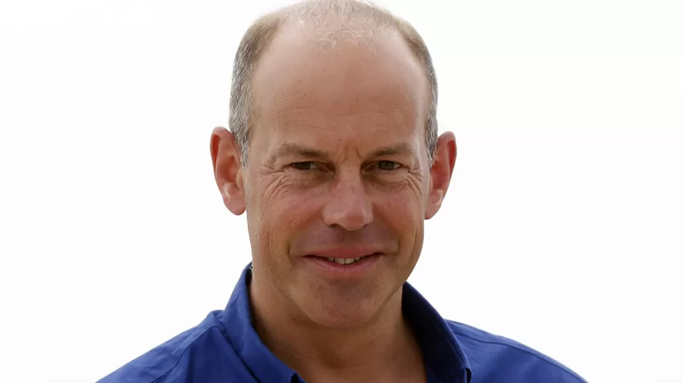TV presenter Phil Spencer’s parents die in car accident