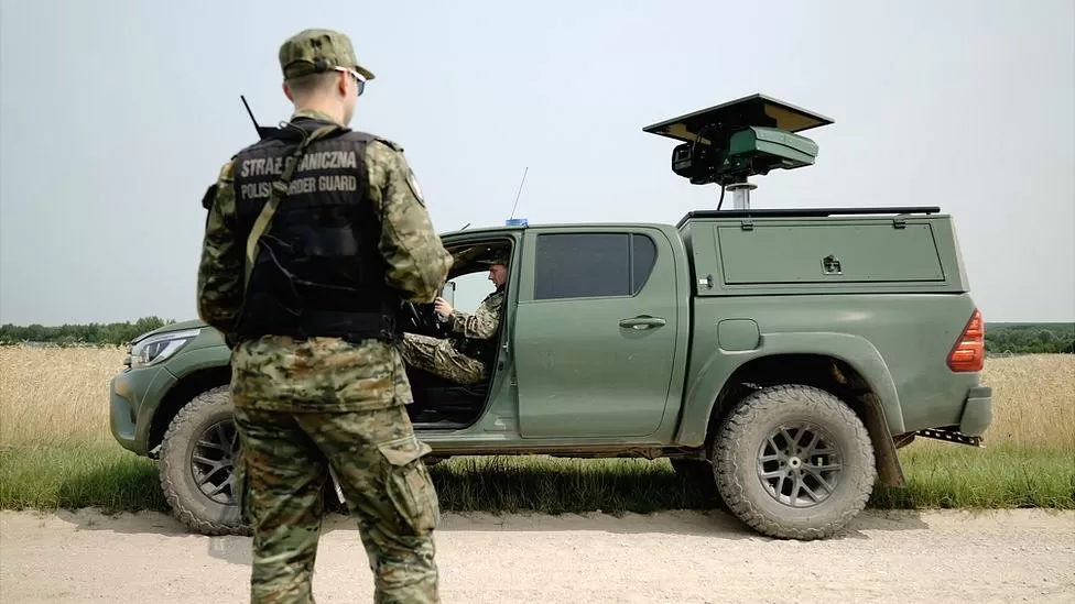 Ukraine war: Poland strengthens Belarus border over Wagner fears