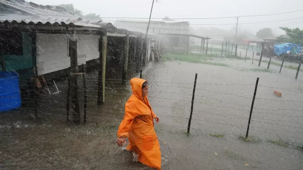 Tropical Storm Idalia drenches Carolinas as Florida counts cost.