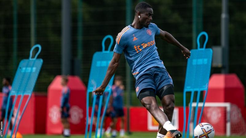 Manchester United defender agrees Besiktas move
