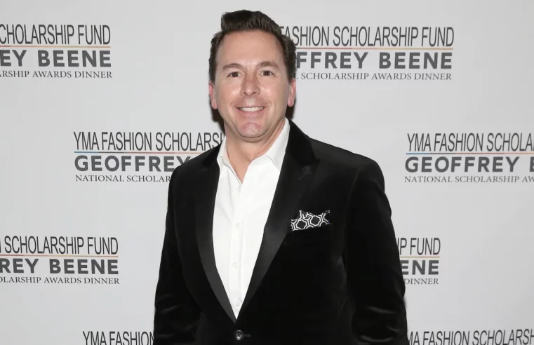 Express CEO Tim Baxter resigns amid declining revenue