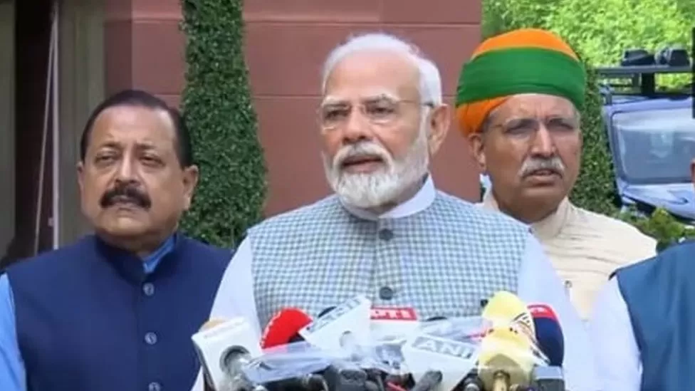 Indian lawmakers attend five-day special session