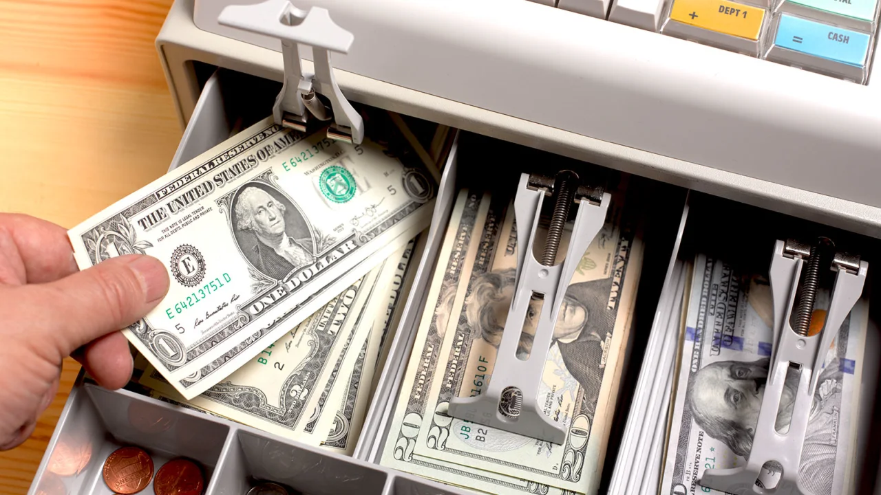 Inflation woes persist for small businesses as they struggle to hire