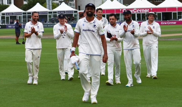 Jaydev Unadkat takes six wickets as Sussex