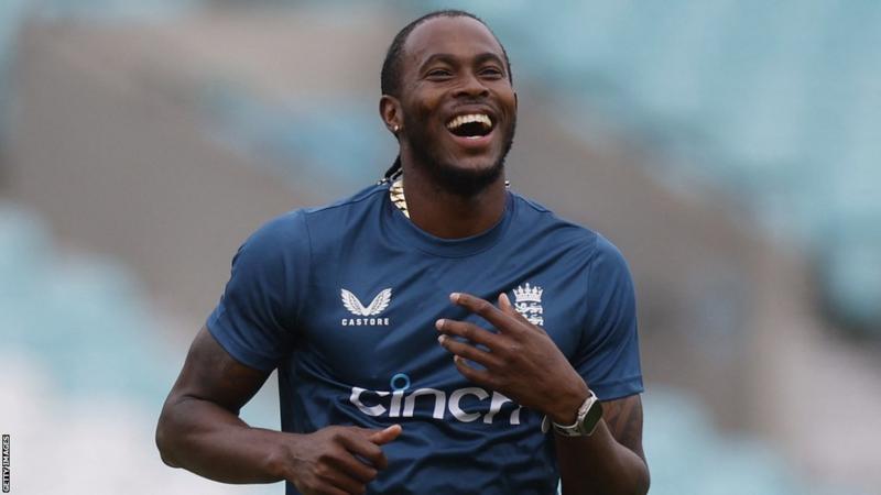 Jofra Archer trains with England on comeback from injury