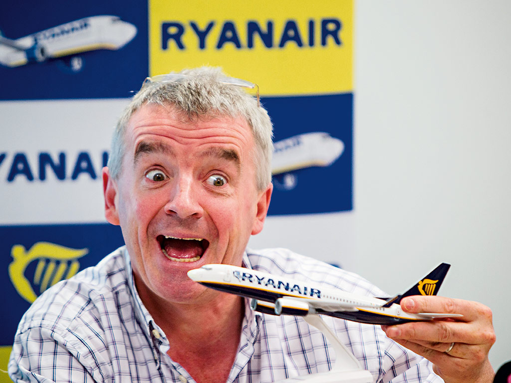 Ryanair CEO pied in the face by climate activists in Brussels
