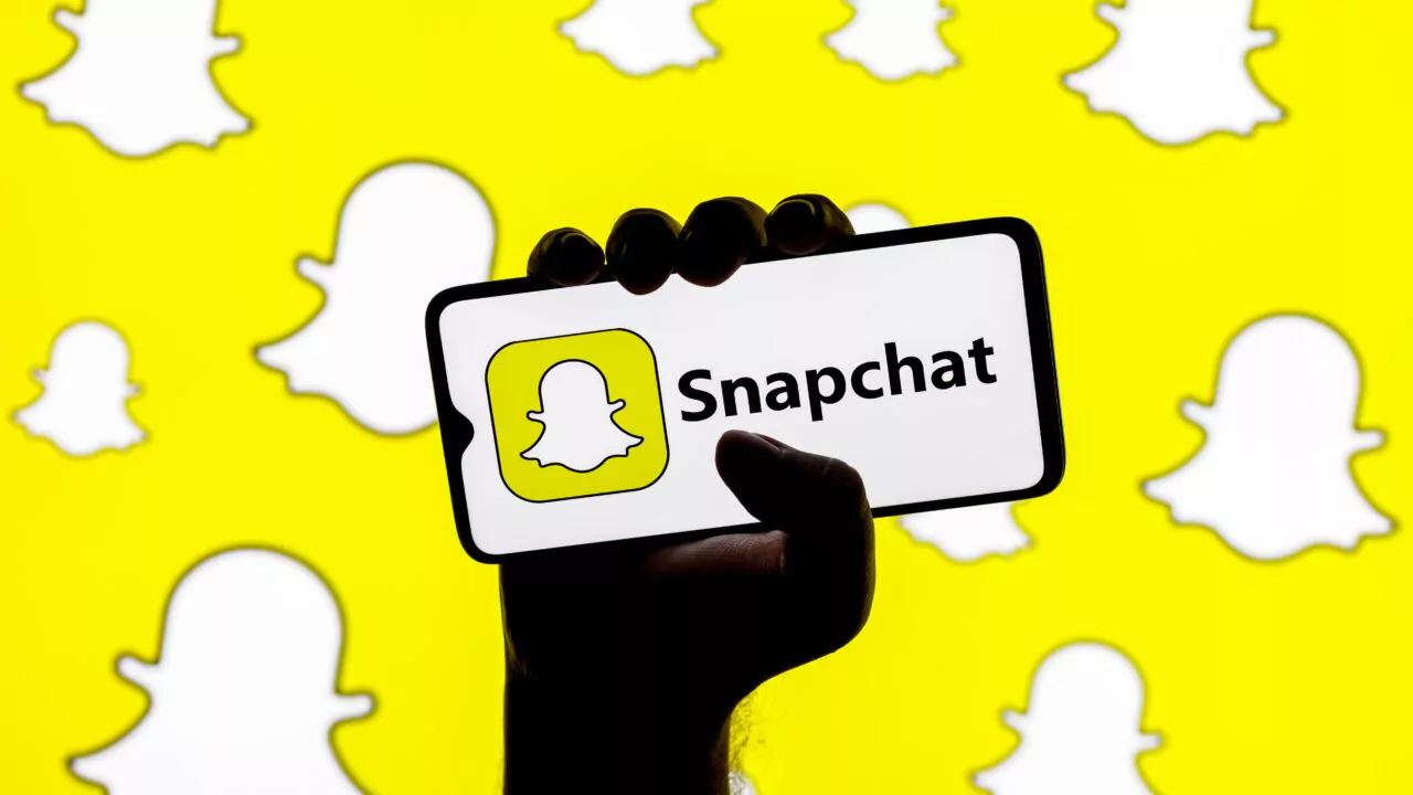 Snapchat adds new safety features for teen users