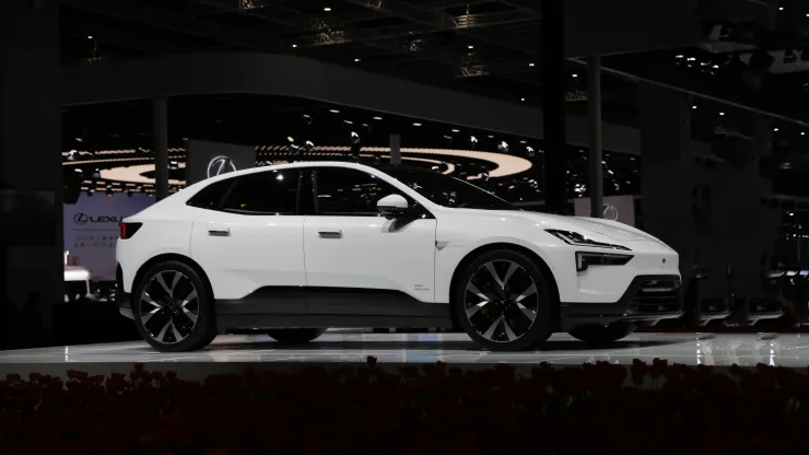 Tesla rival Polestar plans own smartphone launch
