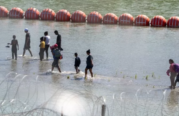 Texas wins appeal to keep border barrier, for now