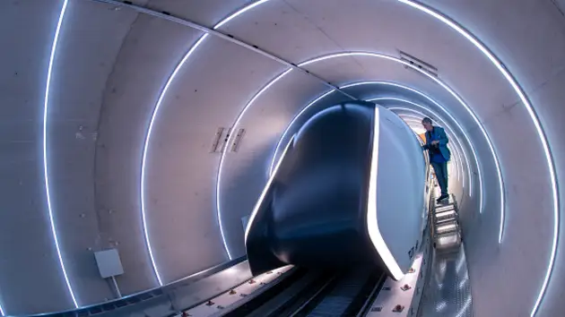 Elon Musk’s 700 mph hyperloop tech hasn’t become reality