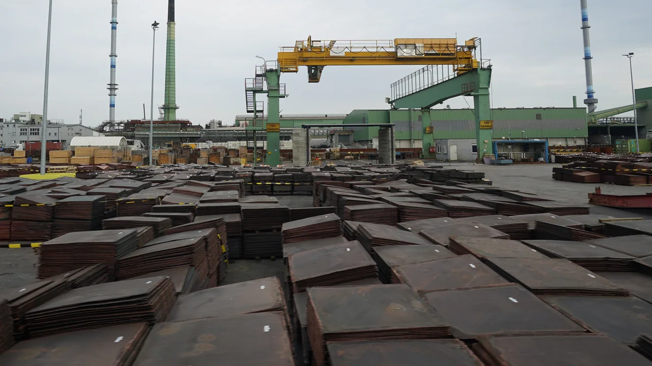 Thieves stole nearly $200 million from largest copper producer