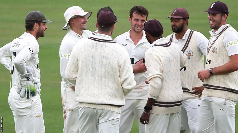 Late burst of wickets gives Surrey against Northamptonshire