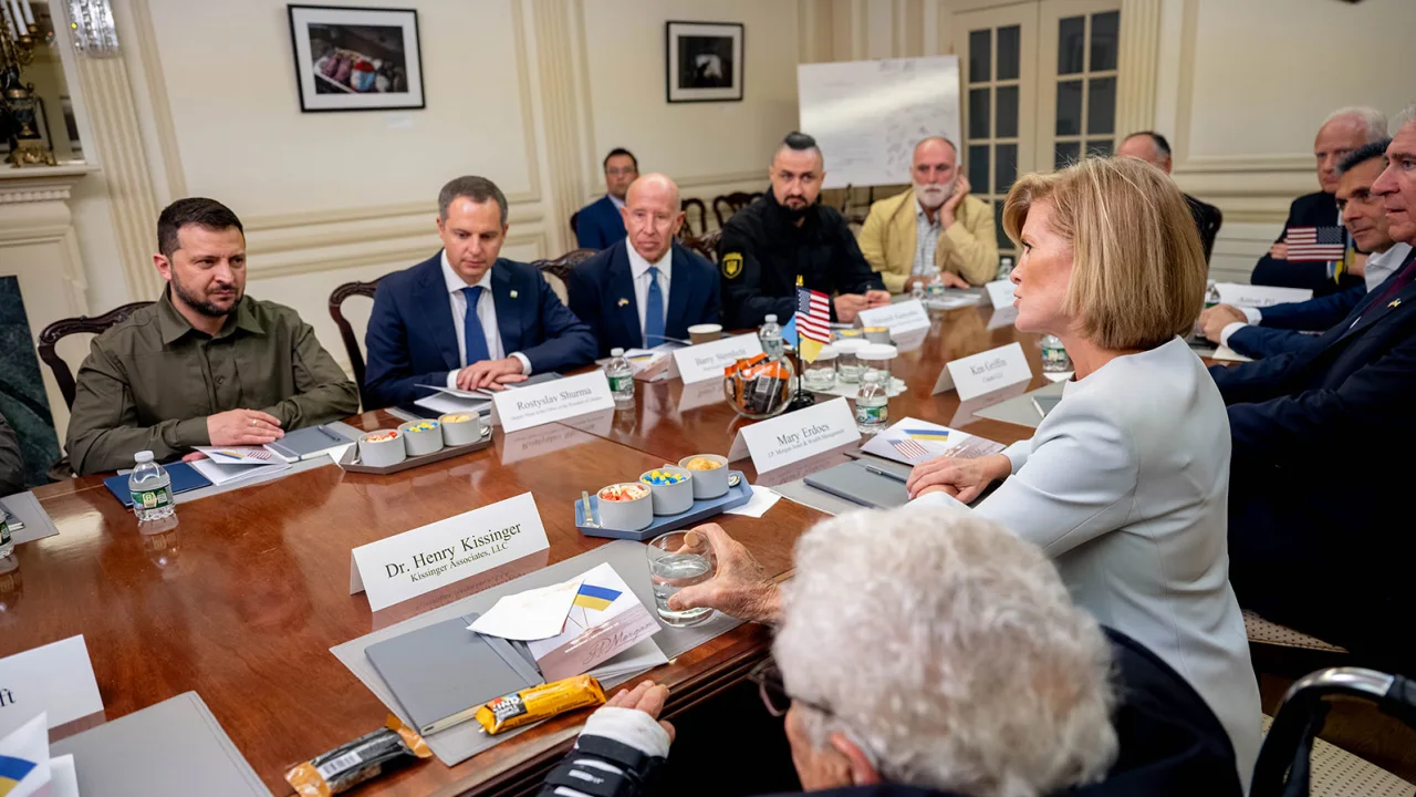 Zelensky held meeting with Wall Street CEOs and business leaders