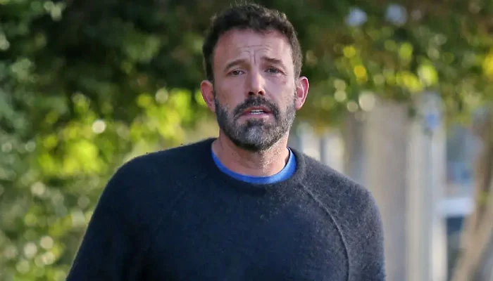 Ben Affleck narrowly avoids accident after discussion with Jennifer.