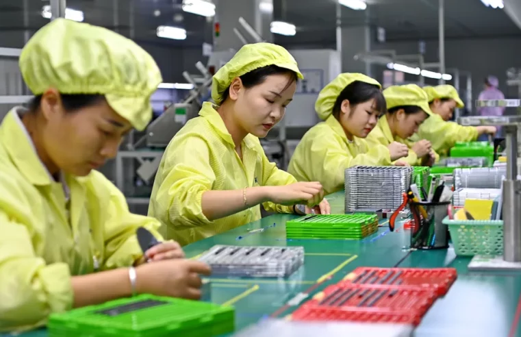 China’s factory activity unexpectedly contracts in October
