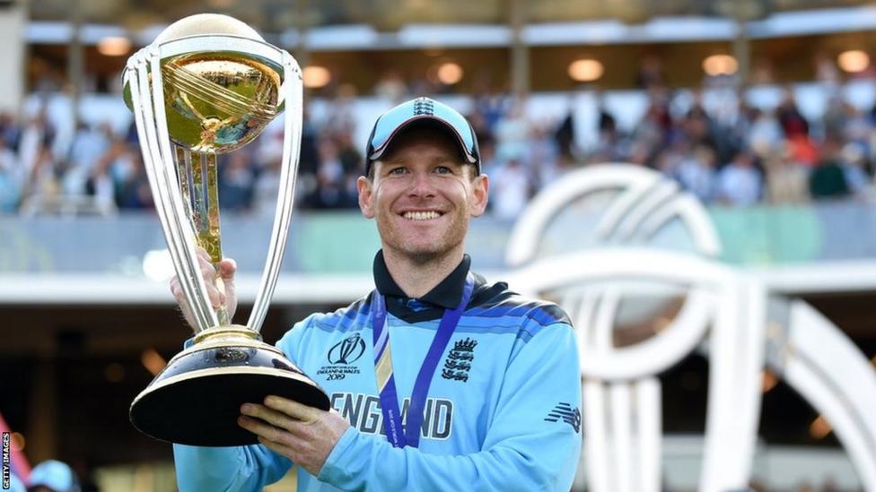 Can you name the 16 players to play ODI cricket for two teams?