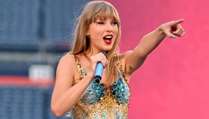 Taylor Swift officially enters the billionaire’s club