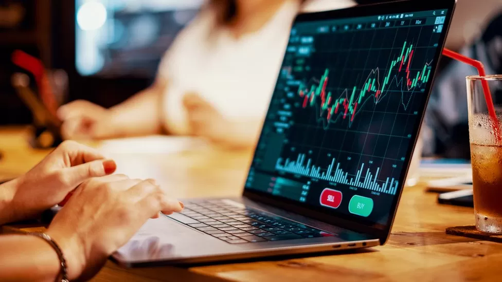 AI bot capable of insider trading and lying