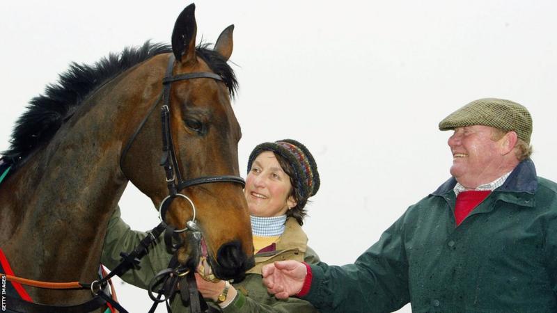 Henrietta Knight: Best Mate trainer to return 11 years after retiring