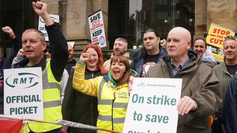 Plan for 40% of train services to run during strikes