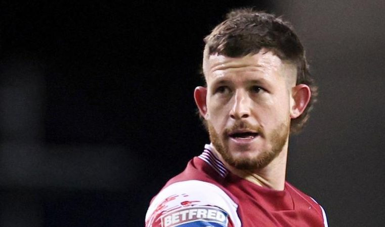 Salford Red Devils have signed half-back Cade Cust