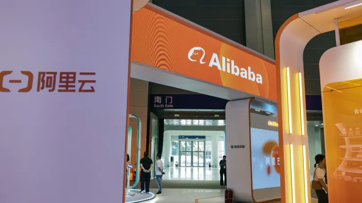 Alibaba’s Hong Kong shares drop 10% after it shelves cloud spinoff
