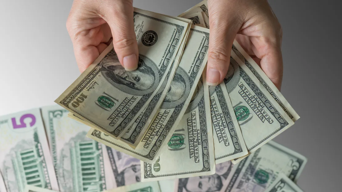 SoFi giving competitive rates and $250 bonus for new members