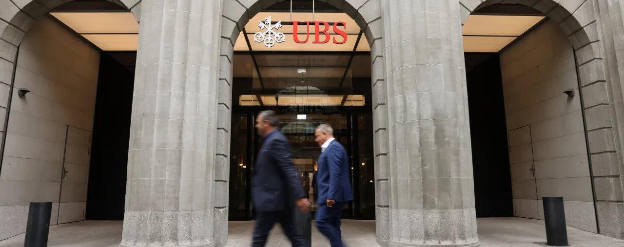 UBS posts large loss on costs of Credit Suisse takeover